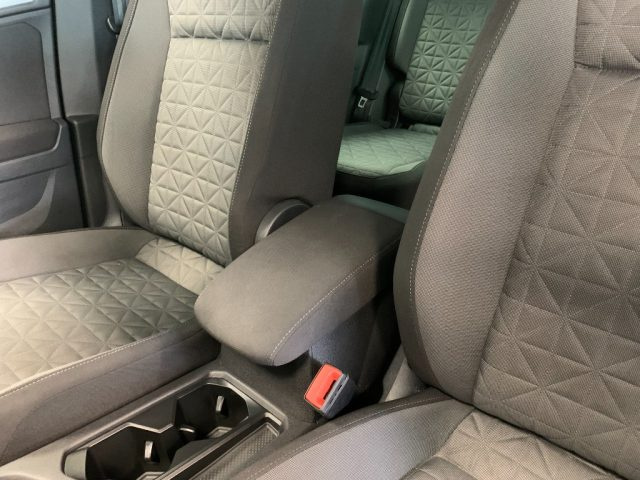 VOLKSWAGEN Tiguan usata, con Leve al volante