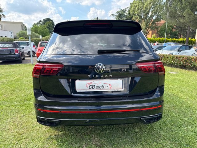 VOLKSWAGEN Tiguan usata, con Boardcomputer