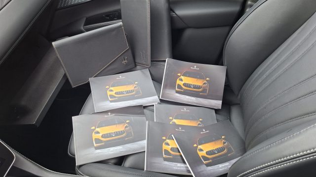 MASERATI Grecale usata, con Sedile posteriore sdoppiato