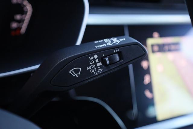 AUDI Q3 usata, con Monitoraggio pressione pneumatici