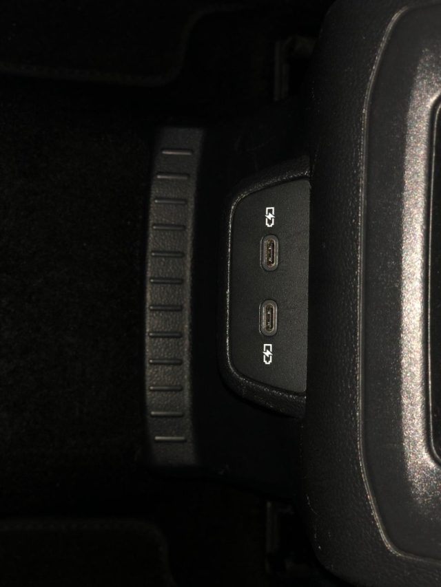 VOLKSWAGEN T-Cross usata, con Adaptive Cruise Control