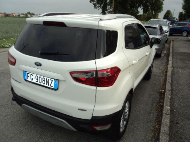 FORD EcoSport usata, con Autoradio