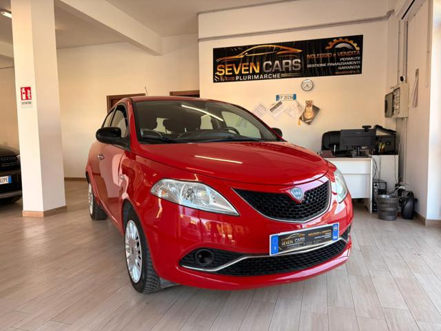LANCIA Ypsilon usata, con Airbag