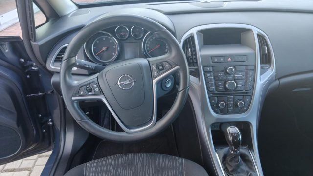 OPEL Astra usata, con Fendinebbia