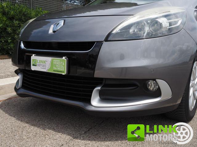 RENAULT Scenic usata, con Sensori di parcheggio posteriori