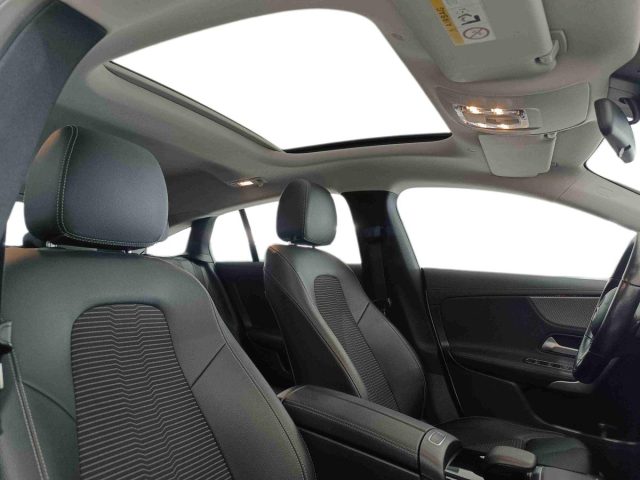 MERCEDES-BENZ CLA 200 usata, con ESP