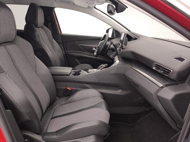 PEUGEOT 3008 usata, con Sensori di parcheggio posteriori
