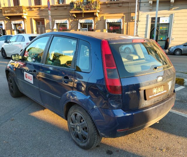 FORD Fiesta usata, con Autoradio