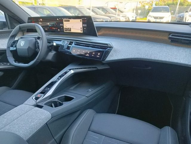 PEUGEOT 5008 usata, con Bluetooth