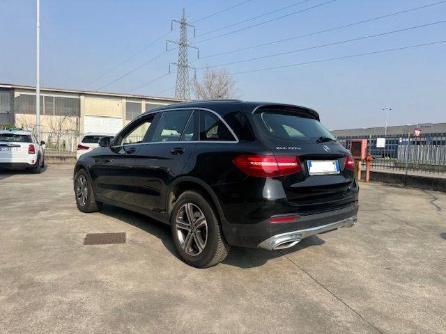 MERCEDES-BENZ GLC 220 usata, con Alzacristalli elettrici