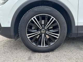 VOLKSWAGEN Tiguan usata, con Autoradio