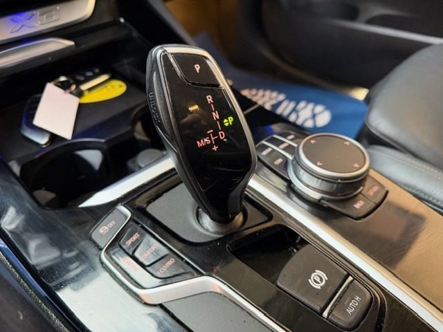 BMW X3 usata, con Fari Xenon