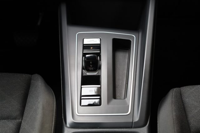 VOLKSWAGEN Golf usata, con Sensore di luce