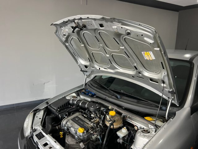 OPEL Corsa usata 9