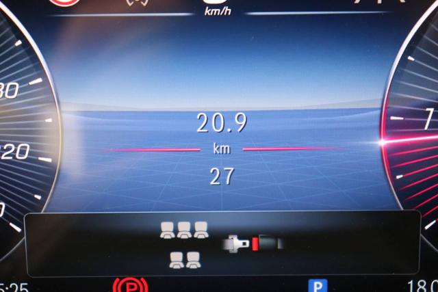 MERCEDES-BENZ GLB 200 usata, con ESP