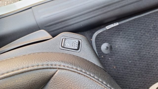 JEEP Compass usata, con Volante in pelle