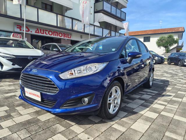 FORD Fiesta usata, con ABS