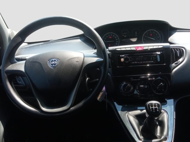 LANCIA Ypsilon usata 10