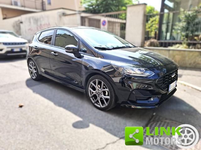 FORD Fiesta usata, con Bluetooth