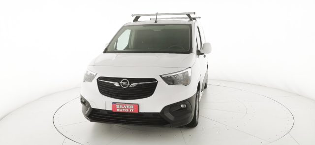 OPEL Combo usata, con Volante multifunzione