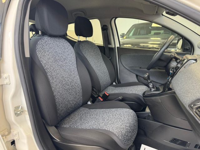 LANCIA Ypsilon usata, con Immobilizzatore elettronico