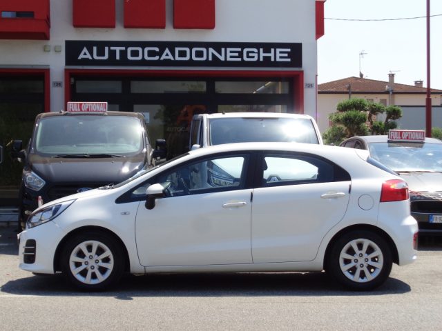 KIA Rio usata, con Alzacristalli elettrici