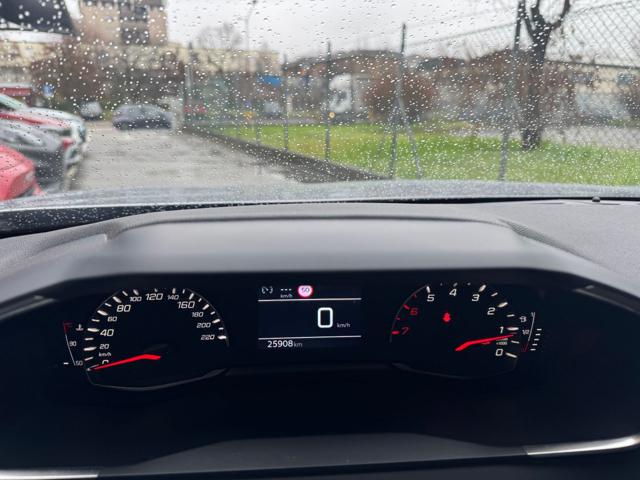 PEUGEOT 2008 usata, con Controllo trazione