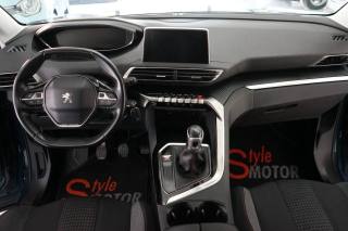 PEUGEOT 5008 usata, con Sistema di navigazione