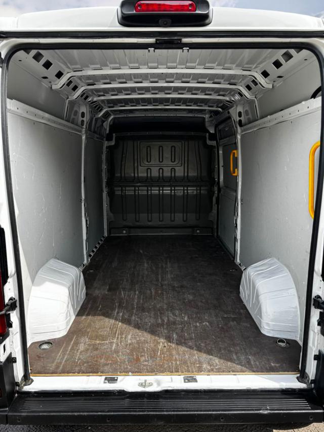 OPEL Movano usata, con Chiusura centralizzata