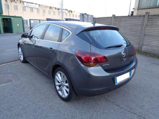 OPEL Astra usata, con Airbag laterali
