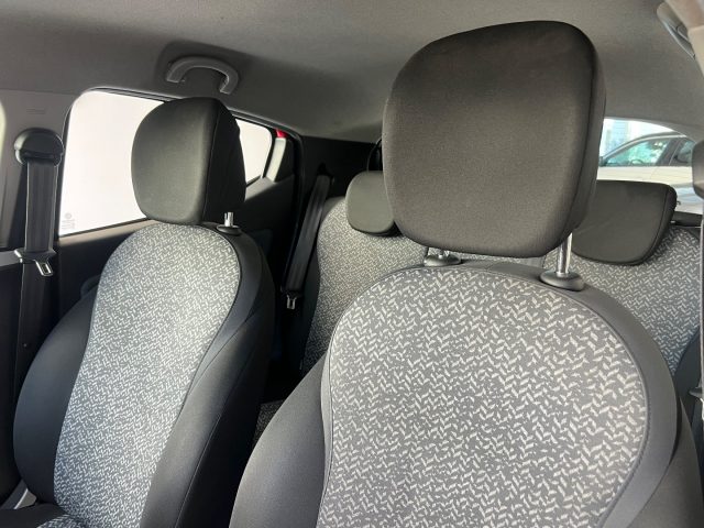 LANCIA Ypsilon usata, con Autoradio digitale