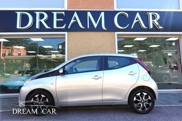 TOYOTA Aygo usata, con Airbag