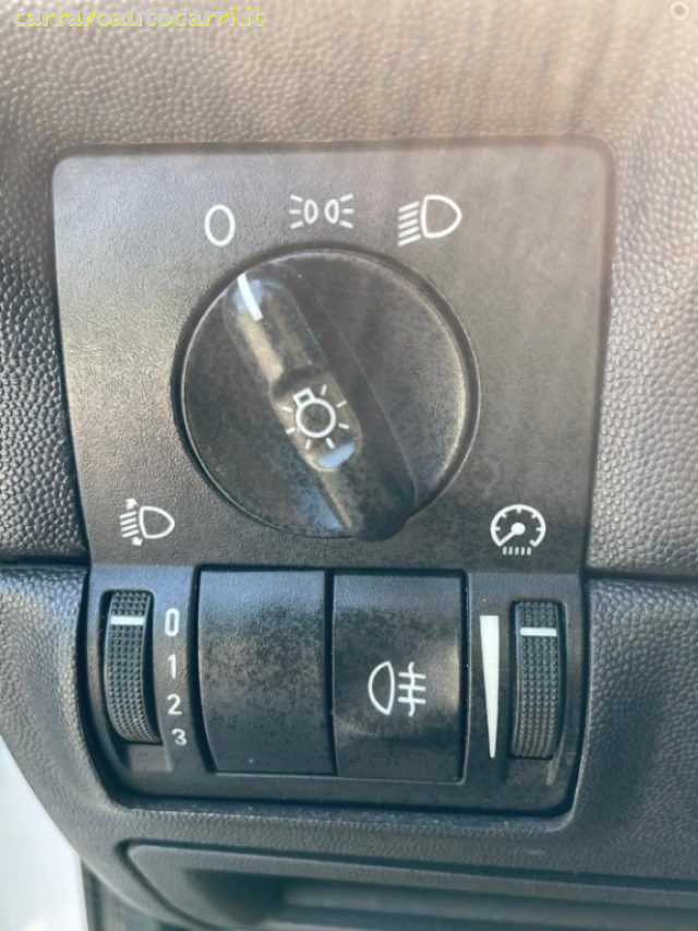 OPEL Combo usata 12