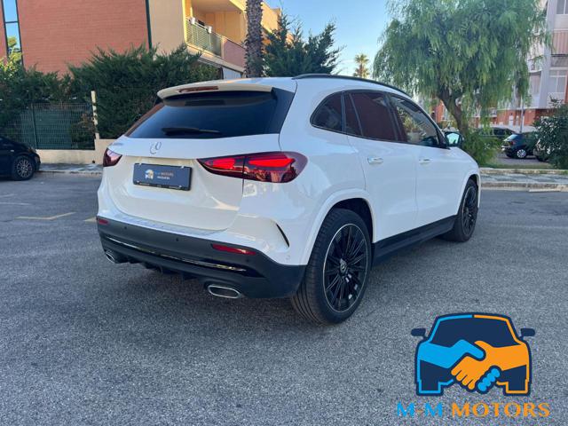 MERCEDES-BENZ GLA 200 usata, con Chiusura centralizzata