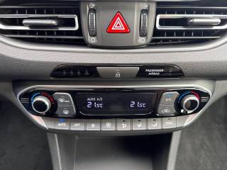 HYUNDAI i30 usata, con Bracciolo