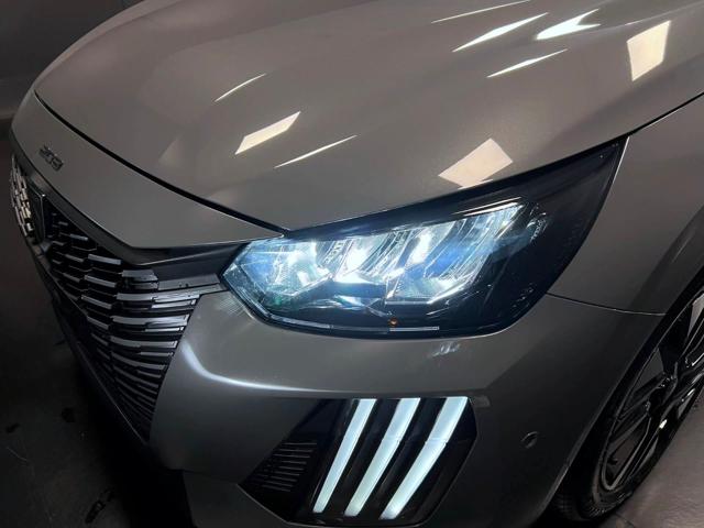 PEUGEOT 208 usata, con Park Distance Control