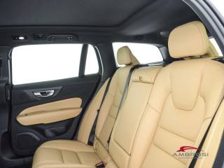VOLVO V60 Cross Country usata 9