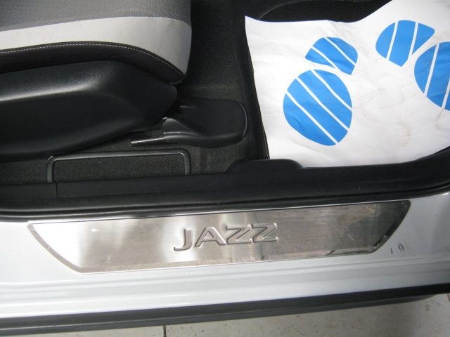 HONDA Jazz usata, con Fari LED