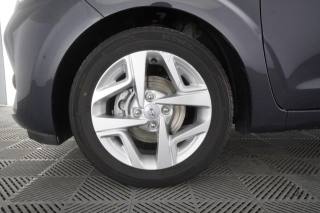 HYUNDAI i10 usata 14