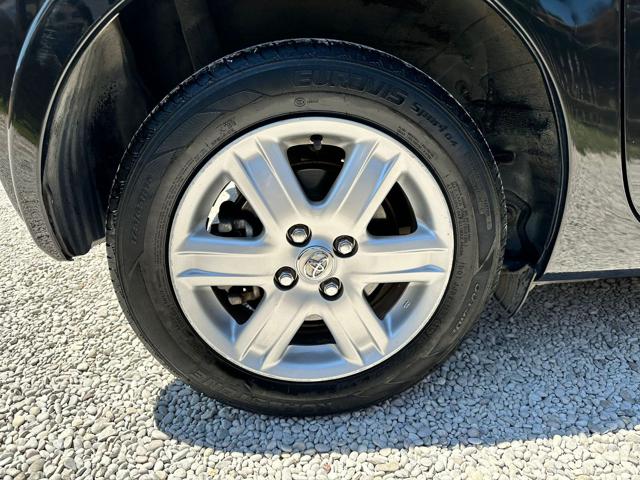 TOYOTA iQ usata, con Chiusura centralizzata telecomandata