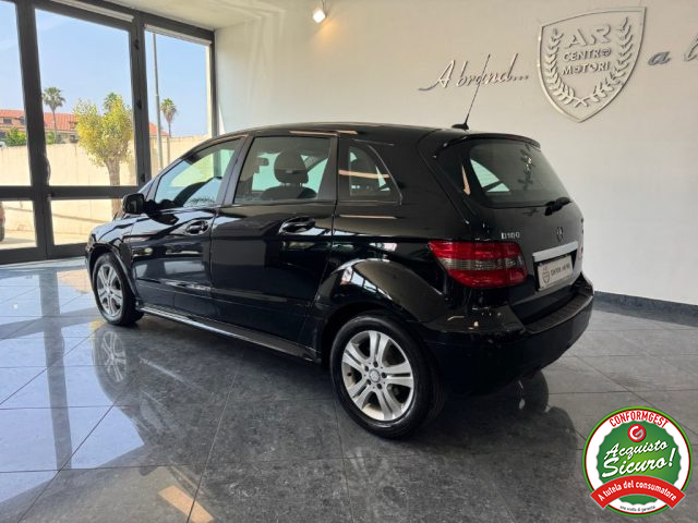 MERCEDES-BENZ B 180 usata, con Autoradio