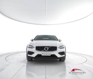 VOLVO V60 Cross Country usata 4