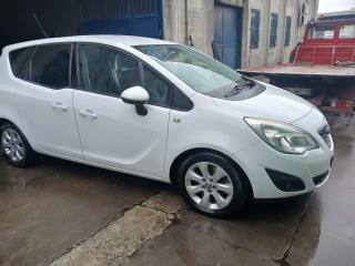 OPEL Meriva 1.7 CDTI 110CV b-color