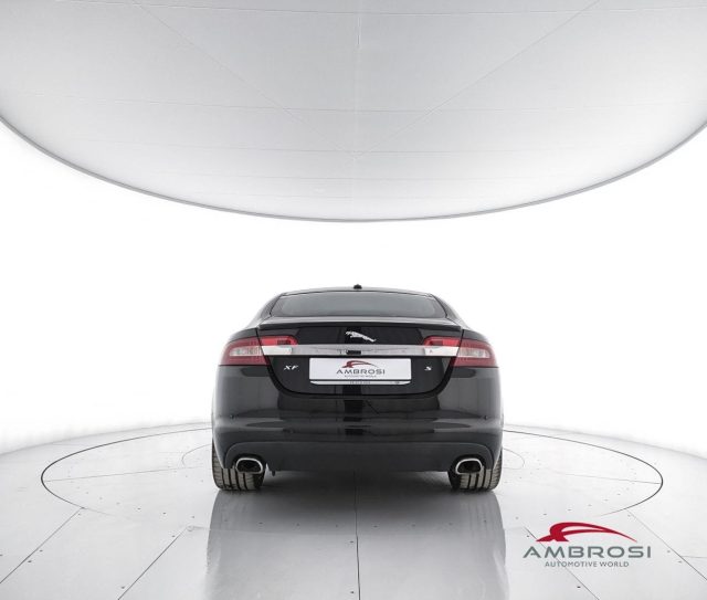 JAGUAR XF usata 5