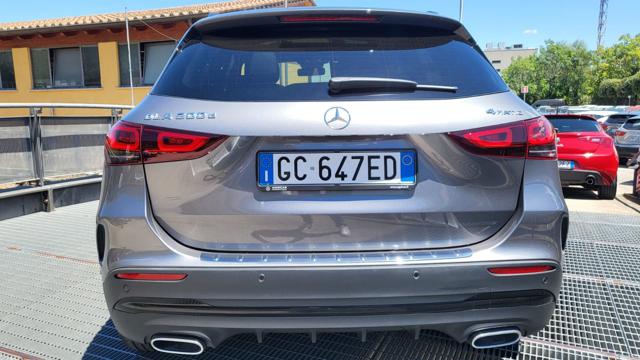 MERCEDES-BENZ GLA 200 usata, con Sistema di navigazione
