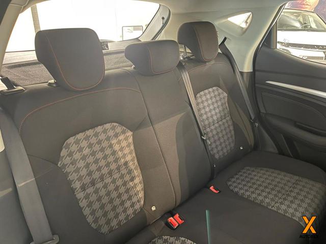 MG ZS usata 21