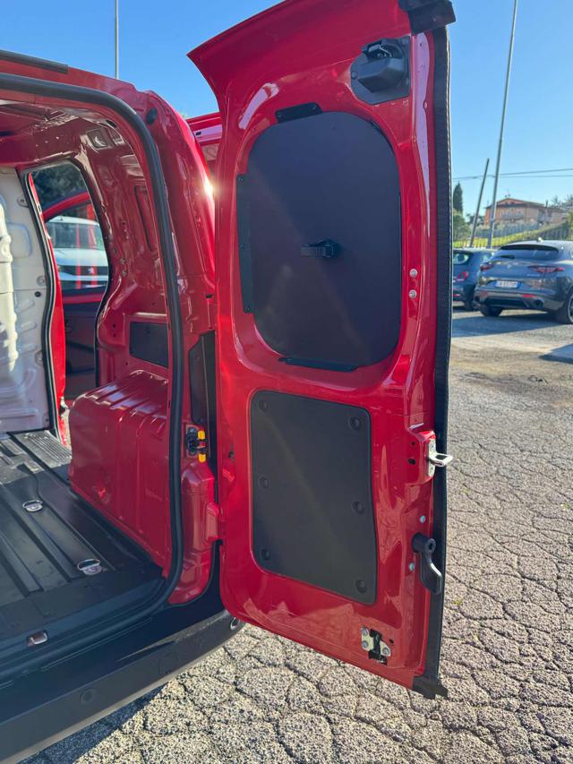 FIAT Fiorino usata 13
