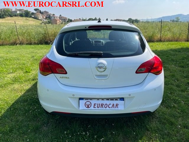 OPEL Astra usata, con Climatizzatore