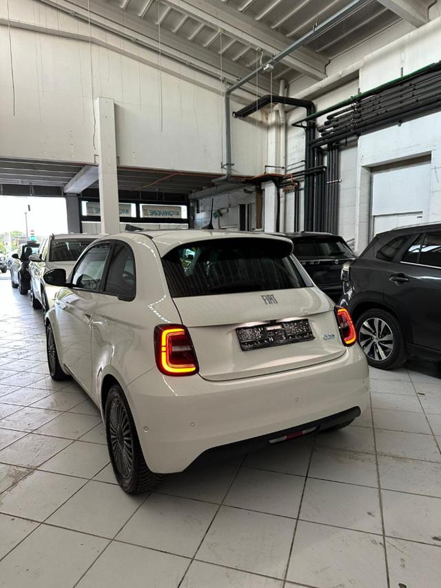 FIAT 500e usata, con Sistema di navigazione