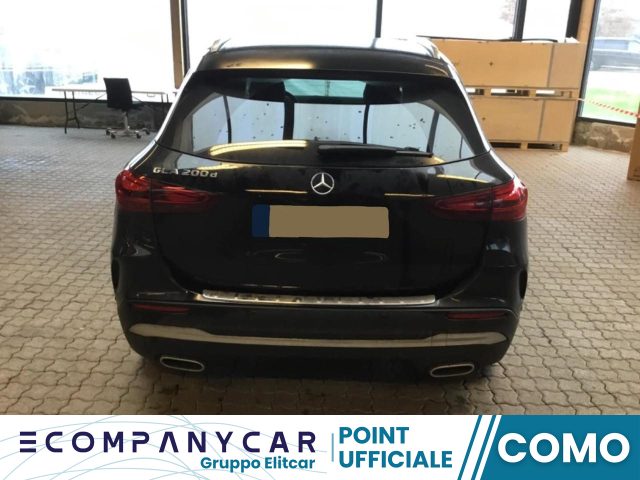 MERCEDES-BENZ GLA 200 usata, con Chiusura centralizzata